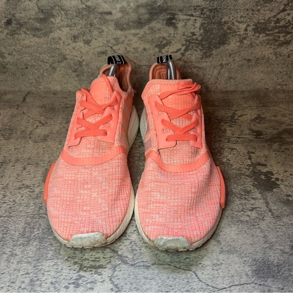 Adidas NMD R1 Sneakers BY3034 Womens sz 8 - peach - Picture 2 of 6